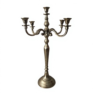 Candelabro de Metal de 5 Brazos Hecho a Mano para Decoración Interior Moderna, Centro de Mesa para Bodas y Eventos, Portavelas, Bajo MOQ - Product Image 1