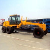 Niveleuse robuste et réglable 165HP GR165, capacité de 15000 kg pour une découpe précise du sol et le déplacement de matériaux