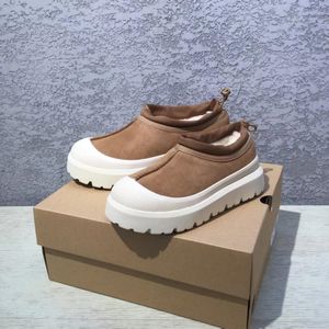 Bottes de neige à plateforme épaisse au design personnalisé tendance pour hommes et femmes, hiver 2025, chaudes, en fourrure épaisse, semelle épaisse, cuir véritable, chaussures en coton - Product Image 4