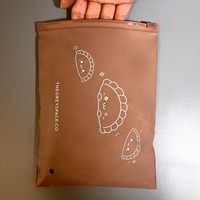 Sac d'emballage pour vêtements en plastique recyclable, mat et givré, avec fermeture éclair, personnalisable avec logo imprimé, refermable, vente chaude
