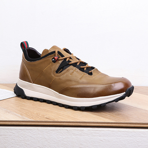 Zapatos de cuero personalizados para hombre, zapatillas informales para correr a la moda, color blanco y negro, venta al por mayor, 2022 - Product Image 4