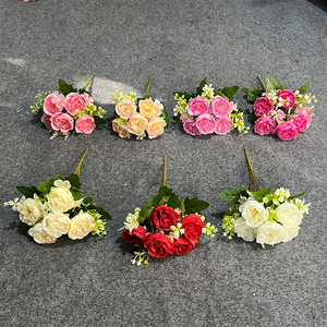Yixuan - Ramo de Peonías de 5 Cabezas Estilo Europeo, Flores de Seda para Decoración de Bodas, Arreglo Floral de Rosas Artificiales Realistas - Product Image 1
