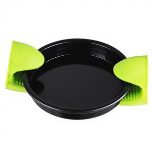 ถุงมือกันความร้อนสำหรับเตาอบ 2 ชิ้น ทำจาก PE หนา ทนความร้อน ป้องกันการลวก ยี่ห้อ CB ขนาด 10*7.5 ซม. ที่จับหม้อ อุปกรณ์ครัว - Product Image 1