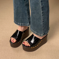 Nouvelles sandales à talon compensé pour femme, sexy, à enfiler, à plateforme épaisse, à bout ouvert, chaussures habillées élégantes pour soirée, bal de promo, décontractées, été