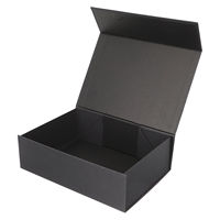Boîte à vêtements en carton rigide de luxe avec revêtement UV gaufré personnalisé, doublure en éponge pour l'emballage de vêtements, chaussettes, chemises, robes, costumes