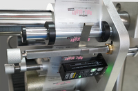 Machine d'étiquetage automatique pour contenants de stylos, application d'étiquettes automatiques pour pots de crayons à sourcils et brosses