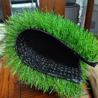 Tapis de gazon artificiel en gros pour décoration extérieure, tapis d'ingénierie en fausse herbe verte pour aménagement