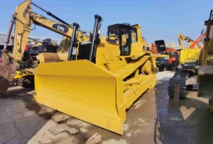 รถดันดินตีนตะขาบ Caterpillar D7H/D7G/D7R ปี 2016 มือสอง พร้อมเครื่องยนต์ CAT 3306 กำลัง 250 กิโลวัตต์ ความจุดันดิน 4 เมตร พร้อมวินซ์ ผลิตในญี่ปุ่น ขาย - Product Image 5