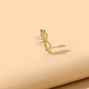 K001 Vente chaude, manchette de <span class=keywords><strong>nez</strong></span> fantaisie en zircon doré, réglable, <span class=keywords><strong>pince</strong></span> à <span class=keywords><strong>nez</strong></span> en forme de nœud, anneau de <span class=keywords><strong>nez</strong></span> sans perçage pour femmes - Product Image 3