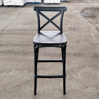 Chaise de restaurant empilable à prix d'usine pour événements et réceptions, chaise Charivari moderne en plastique durable avec dossier croisé