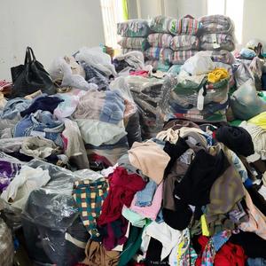 Vêtements en gros pour femmes de marque, de haute qualité, personnalisables, en coton/polyester/spandex, modèles variés, tailles et couleurs assorties, en stock - Product Image 5