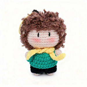 Porte-clés en crochet Wang Yibo - Style Semaine de la Mode de <span class=keywords><strong>Paris</strong></span>, Cadeau de collection amigurumi fait main, poupée en crochet de célébrité - Product Image 4