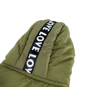 Köpekler için sıcak satış lüks kış ceket en çok satan Modern tarzı rüzgar geçirmez açık evcil giysi katı desen - Product Image 4