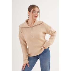 Suéter de Lana de Camello con Cuello de Cremallera para Mujer, Modelo Thessaloniki, Producto al por Mayor - Product Image 4