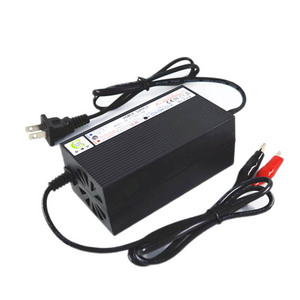 <span class=keywords><strong>Chargeur</strong></span> intelligent rapide 3,65 V 5 A <span class=keywords><strong>pour</strong></span> cellules <span class=keywords><strong>de</strong></span> <span class=keywords><strong>batterie</strong></span> LiFePO4 1S 3,2 V 3,3 V LFP <span class=keywords><strong>pour</strong></span> stockage d'énergie solaire et batteries RV - Product Image 1