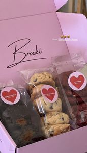 Customized eco-friendly, waterproof, and oil-proof self-adhesive packaging labels, customizable shapes, suitable for food - Product Image 5