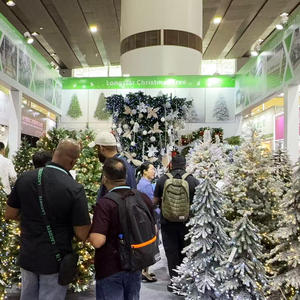 Arbre de Noël blanc floqué en PVC PE artificiel 7FT Nouveau design Décorations de Noël écologiques - Product Image 6