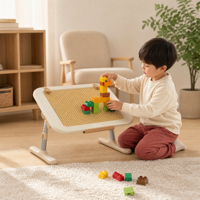 Table d'activités créative et stable pour enfants, avec bords arrondis pour le jeu et la repas, espace confortable, modèle XH6 Ultra Learning, pour projets personnalisés.