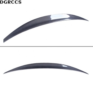 Aileron arrière poli en fibre de carbone style berline B8 DGRCCS pour coffre, 2007-2011, avec ruban adhésif - Product Image 4