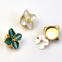 Boutons APEX : Fabrication directe, boutons décoratifs personnalisés avec logo, motif floral, pour chemises et vêtements féminins.