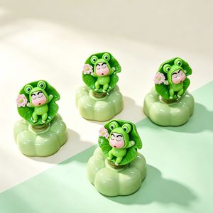 Crayon Shin-chan Frosch Wackelkopf-Figur aus Harz, Niedliche Schreibtisch-Dekoration, Auto-Verzierung, Kreatives Geschenk - Product Image 2