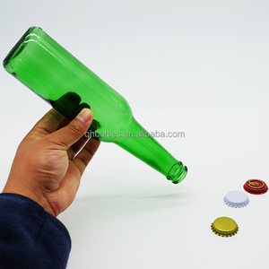 Bouteilles en verre transparent bleu cobalt vert de 330 ml et 500 ml pour bière et arrak avec bouchon couronne - Product Image 1