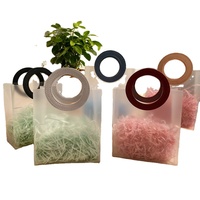Sacs en plastique transparent givré de haute qualité en PVC, pochettes verticales personnalisables, sacs cadeaux recyclables emballés en carton