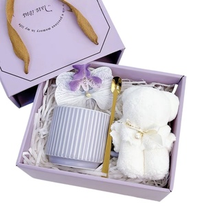 Set Regalo con Tazza in Ceramica Scanalata, Cucchiaio Dorato, Asciugamano a Forma di Orso, Kit Regalo per Damigelle, Matrimonio, <span class=keywords><strong>Festa</strong></span> della Mamma, Logo Personalizzato - Product Image 1