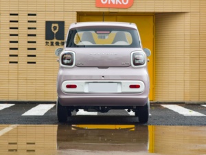 Bestune Benteng Pony Xiaoma 2026 Mini Sedán <span class=keywords><strong>Eléctrico</strong></span> Hatchback en Stock, <span class=keywords><strong>Coche</strong></span> de Nueva Energía de 4 Asientos con 170km de Autonomía, Volante a la Izquierda, EV - Product Image 6