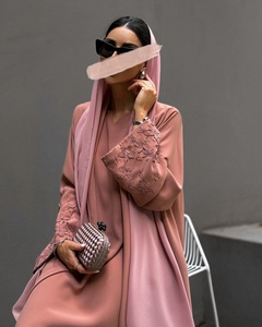Abaya Elegante Quotidiana 2026 <span class=keywords><strong>Chic</strong></span> Modesta Rosa Chiaro Dubai Abaya Design alla Moda in Raso di Seta Musulmana Ampia Abaya Aperta da <span class=keywords><strong>Donna</strong></span> - Product Image 1