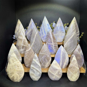 Ornamento in <span class=keywords><strong>Pietra</strong></span> <span class=keywords><strong>di</strong></span> <span class=keywords><strong>Luna</strong></span> <span class=keywords><strong>Blu</strong></span> Intagliata per Cristalloterapia, Decorazione Casa, Vendita all'Ingrosso - Product Image 1