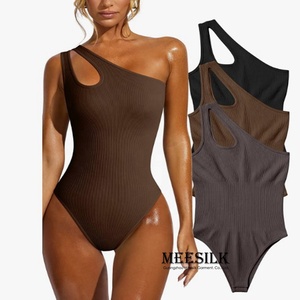 2023 nuovi arrivi donna Tank tute <span class=keywords><strong>body</strong></span> Set Logo personalizzato Slash Neck Ladies Bodycon Velvet tute per le donne - Product Image 2