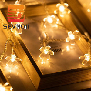 Guirlandes lumineuses LED Sakura étanches IP65 pour extérieur, 10 m, 100 LED, lumières féériques en forme de fleurs de cerisier pour la décoration de jardin, de rue et de paysage - Product Image 4