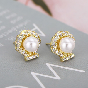 Orecchini a Forma di Conchiglia per Donne, Design Elegante e Minimalista, Accessori per Orecchie da Indossare Quotidianamente - Product Image 5