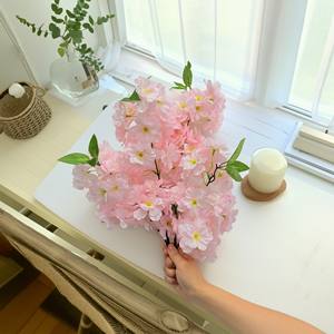 Flor de seda de cerezo pequeña hecha a mano, fragantes <span class=keywords><strong>flores</strong></span> <span class=keywords><strong>artificiales</strong></span> para muebles económicos para el hogar, mesa de boda, Escuela de Navidad - Product Image 4