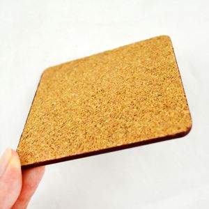Posavasos Cuadrado de Corcho Ecológico de 9x9cm con Impresión UV Personalizada y Logotipo, para Portavasos, con Impresión Sostenible - Product Image 6