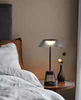Lampe de bureau LED portable moderne avec base de charge USB à gradation tactile matériau ABS pour la maison chambre à coucher chevet salle à manger camping en plein air