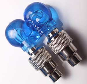 Xe Đạp Ghosts Skeleton <span class=keywords><strong>Head</strong></span> Wheel Lốp Van Cap <span class=keywords><strong>Light</strong></span> Cảnh Báo An Toàn Nhấp Nháy Hình Dạng Kim Cương - Product Image 2