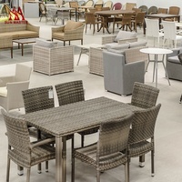 Meubles de patio Chaises hautes en rotin Hauteur de comptoir Restaurant Café Bistro Jardin Ensemble tabouret de bar et table d'extérieur