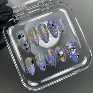 Vente en gros à bas prix : Ongles à presser semi-artisanaux, design carré, avec paillettes fines polarisées violet laser cyberchromatique, pressés à la machine - Product Image 1