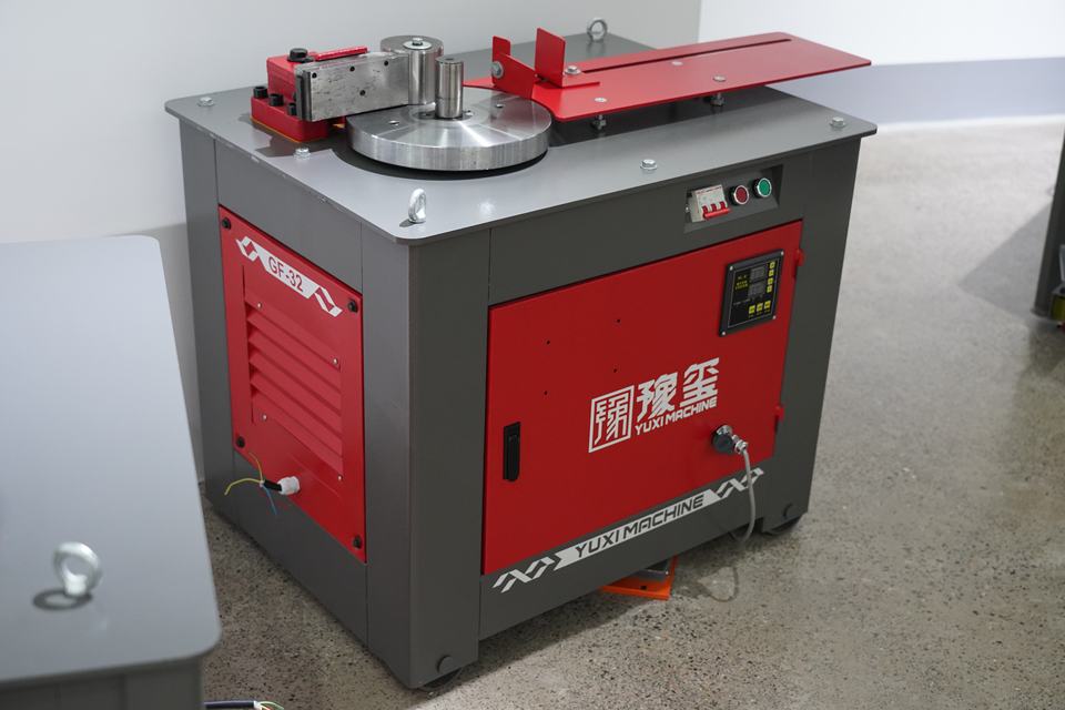 Component Bender Automatic Rebar Stirrup Bender 32 mm CNC Steel Thread Rod Bending ...