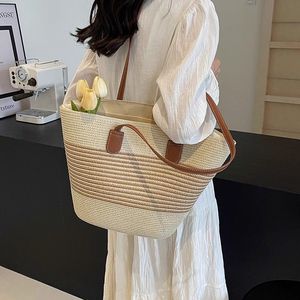 <b>Straw</b> Woven <b>Bag</b> Large Capacity Striped Women's Shoulder <b>Bag</b> For Beach Everyday Use Spring 2024 - Product Image 3