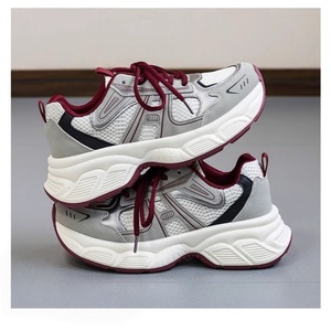 Zapatillas deportivas transpirables para mujer, estilo veraniego, con parte superior de malla, suela gruesa, que aumentan la altura, deportivas, informales, a la moda, originales. - Product Image 2
