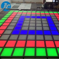 Panneaux LED interactifs Jeux de sol LED interactifs Jeu de carrés et de grille de couleur 3D Dance Floor Mega Grid Game pour l'intérieur