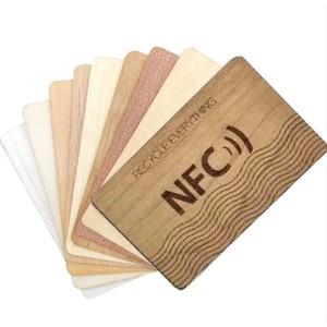 Carte NFC en bois 85x54x1,3 mm, design clé de chambre d'hôtel, logo personnalisé disponible - Product Image 2