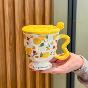 แก้วเซรามิกคุณภาพสูงพร้อมฝาและช้อน แก้วน้ำผลไม้น่ารักสำหรับสาวๆ แก้วกาแฟสำหรับออฟฟิศ ของขวัญวันเกิด - Product Image 3