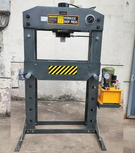 Presse hydraulique d'atelier TAYO WIEDERKRAFT 100 tonnes à châssis en H avec moteur de pompe et manomètre, conception haute rigidité - Product Image 2