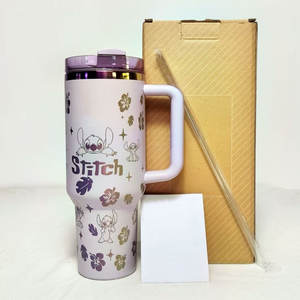 Taza de paja de dibujos animados con logotipo personalizado al por mayor, taza de viaje portátil para exteriores de 40 oz, vaso aislado de acero inoxidable 304 de 40 oz con asa - Product Image 6