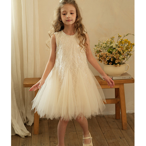 Offre Spéciale solide modèle numéro <span class=keywords><strong>robe</strong></span> en <span class=keywords><strong>tulle</strong></span> blanc pour bébés jupe de cérémonie de fête d'anniversaire d'été fraîche et respirante - Product Image 3