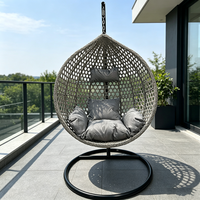 Ensemble de chaise suspendue hamac moderne en osier tressé avec support métallique pour jardin et balcon